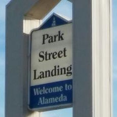 Park Street Landing Alameda sign