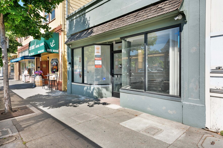 1217 Park Street retail for lease
