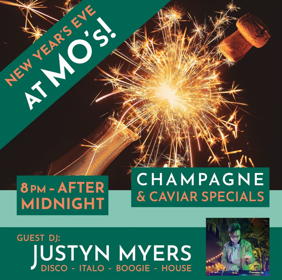 New Year's Eve @ MO's!